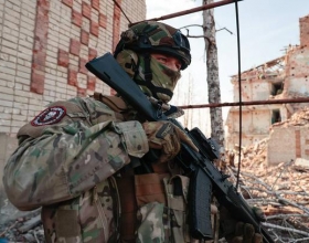 Chiến sự ngày 414: Mỹ ngừng viện trợ quân sự cho Ukraine?